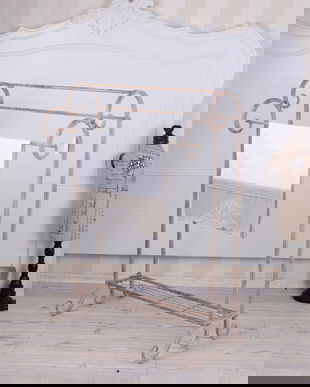 SUPORT PROSOAPE DIN FIER FORJAT ANTIK GREJ