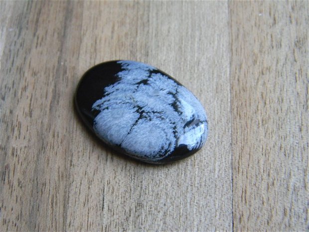 Caboson snow flakes obsidian (C13)