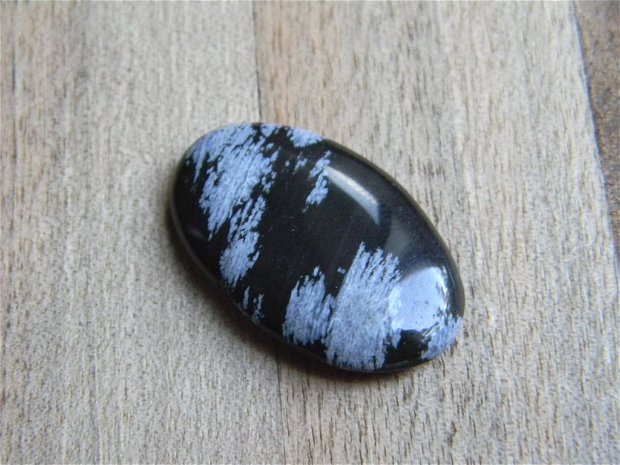 Caboson snow flakes obsidian (C14)