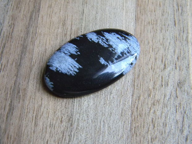 Caboson snow flakes obsidian (C14)