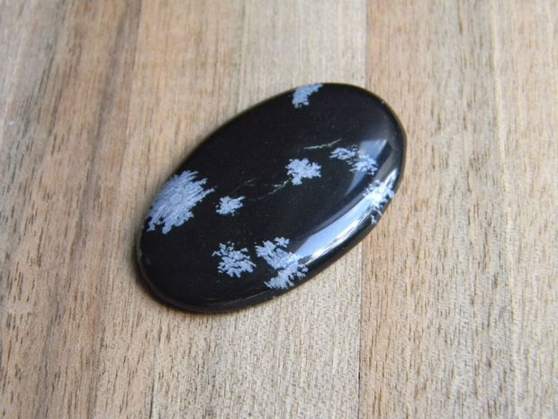 Caboson snow flakes obsidian (C15)