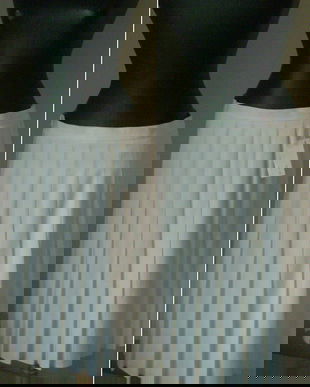 Fusta vara alba plisata