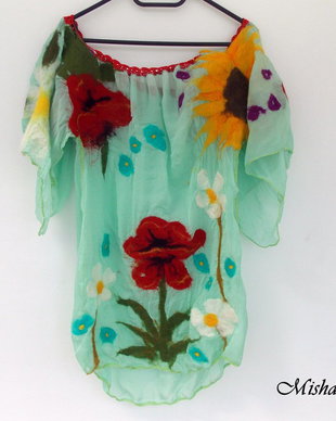 Vandut Bluza din matase naturala cu flori de camp impaslite