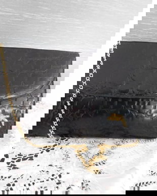 POSETA   VINTAGE  PIELE   ITALIA