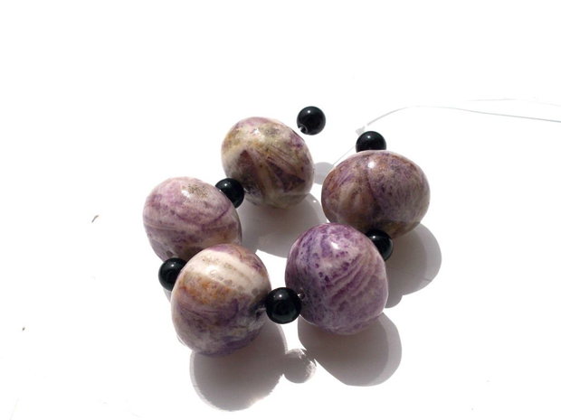 Rondele charoite