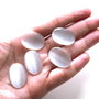 Cabochon cat eye oval