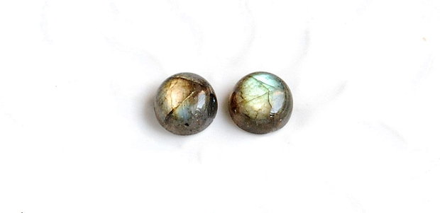 Set 2 buc labradorite  - aprox 8.5 mm  - G1387