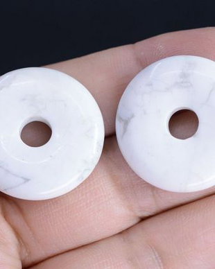 9241 - (2buc) Howlit alb, donut, 25mm