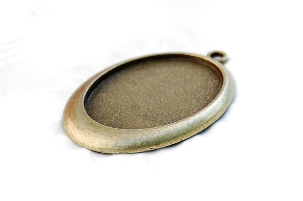 Baza ovala pandant -  bronz antic - int. 39 x 30 mm