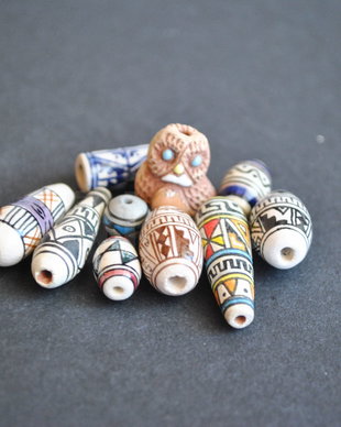 lot 10 Margele peruviene din ceramica 02