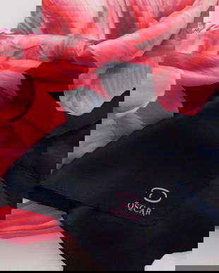 OSCAR DE LA RENTA , ESARFA MATASE NATURALA