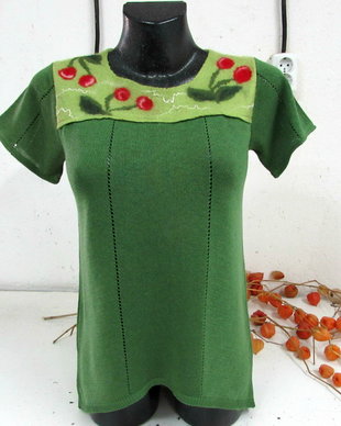 Bluza din tricot`cirese`
