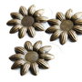 Flori metalice bronz cu baza cabochon  int. 12 mm