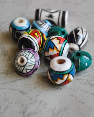 lot 10 Margele peruviene din ceramica 024