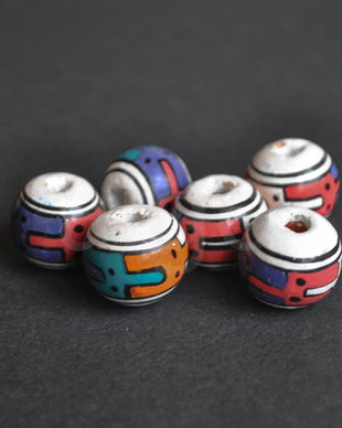 Margele peruviene din ceramica