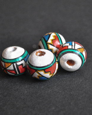 Margele peruviene din ceramica
