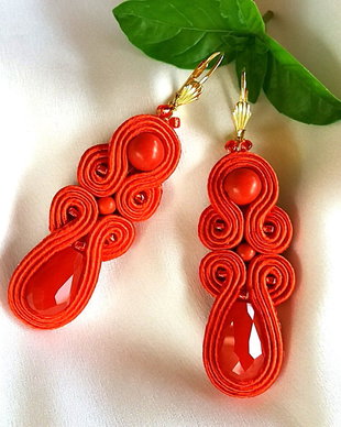 Cercei soutache lungi rosii