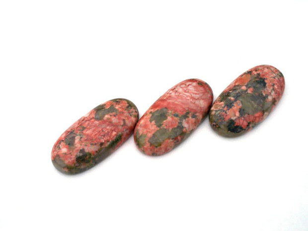 Cabochon unakit