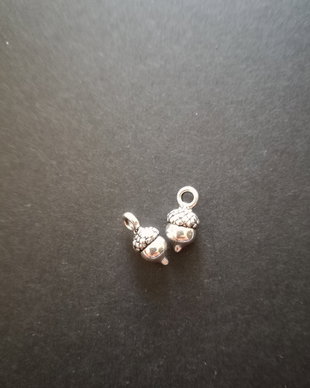 PANDANTIV GHINDA - 13 X 7 MM