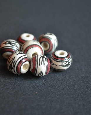 Margele peruviene din ceramica