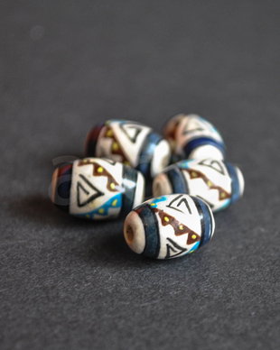 Margele peruviene din ceramica