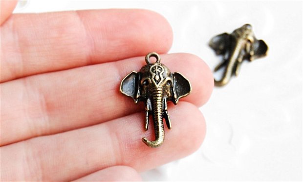 Pandantiv Elefant metalic bronz