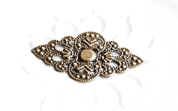 Baza metalica filigree nuanta bronz antic,  flexibile, decorative
