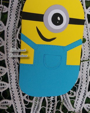Invitatie Minion