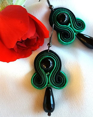 Cercei soutache cu onix