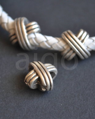 Distantier  zamac / zamak zmk0192