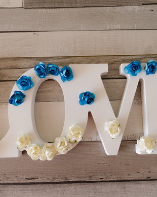 Litere decorative LOVE