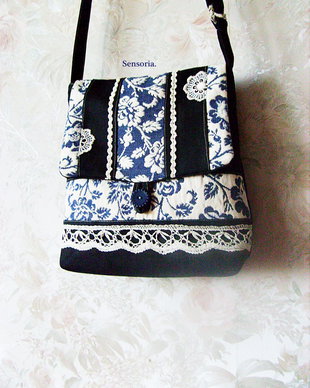 geanta denim bleumarin inflorat dantelat