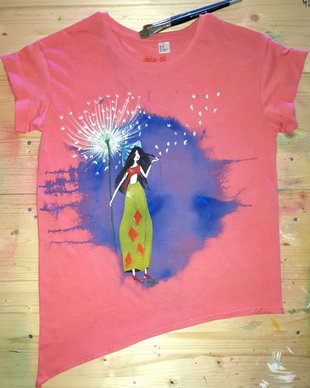 Tricou pictat manual