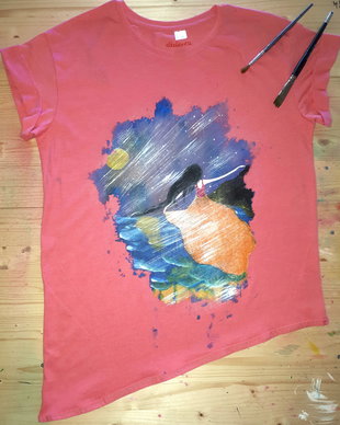 Tricou pictat manual