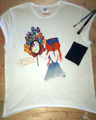 Tricou pictat manual oglinda oglinjoara