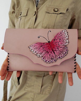 poseta plic handmade unicat din piele - Little Butterfly