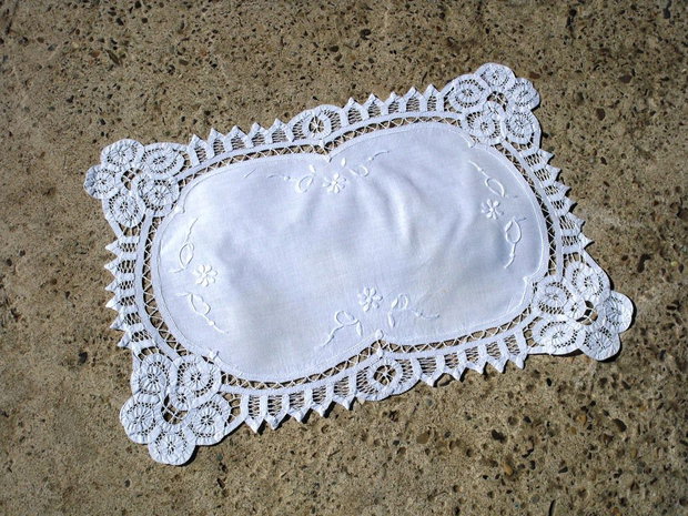 Broderie 1-533