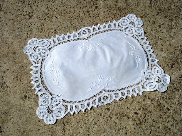 Broderie 1-533