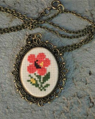 Medalion "IRIDIA"