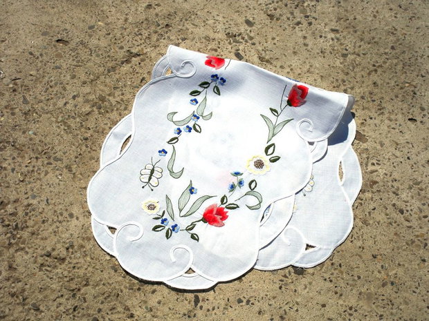 Broderie 1-561