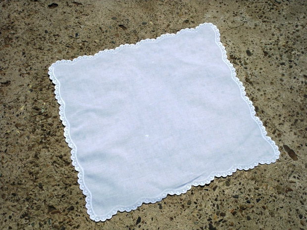 Broderie 1-565