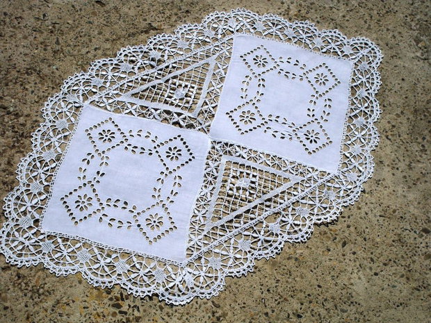 Accesoriu dantelat