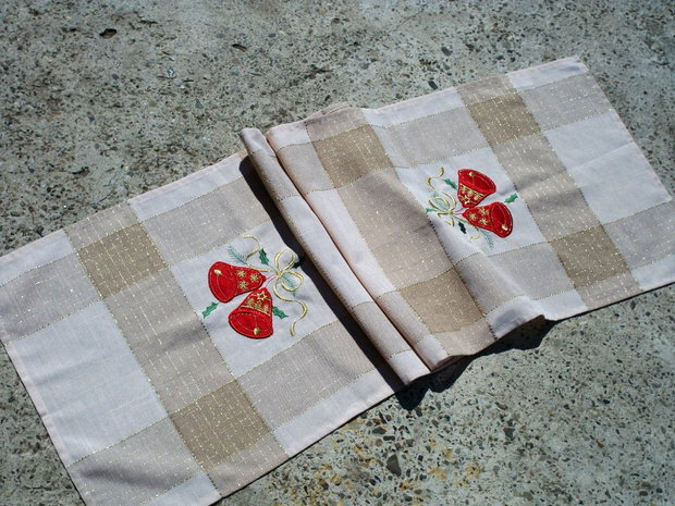 Broderie 1-569