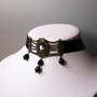 Colier choker și camee
