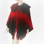 Poncho tricotat crosetat cu guler