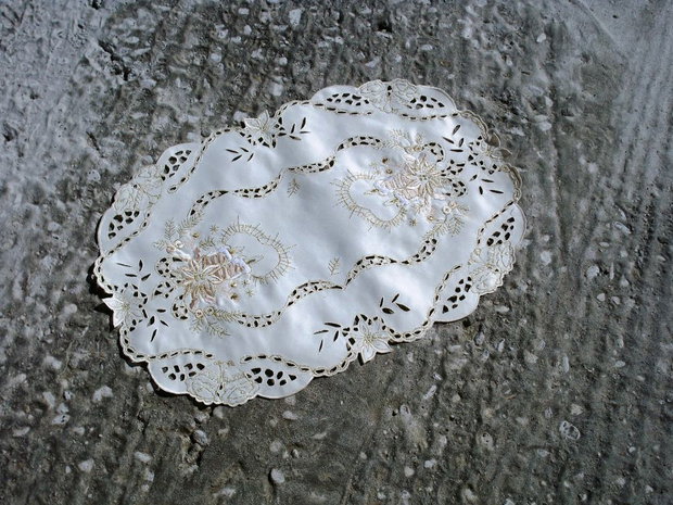Broderie 1-578