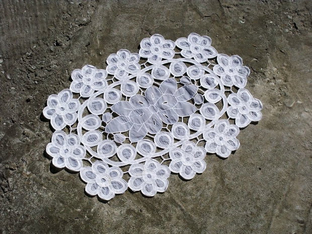 Broderie 1-581