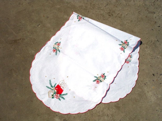 Broderie 1-593