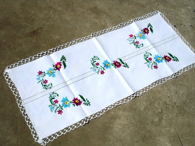Broderie 1-595