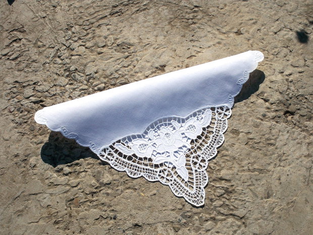 Broderie 1-636